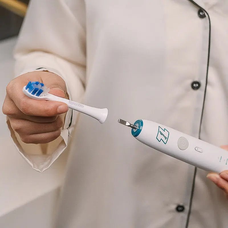 Toothbrushes & Tongue Scraper - Zerolla